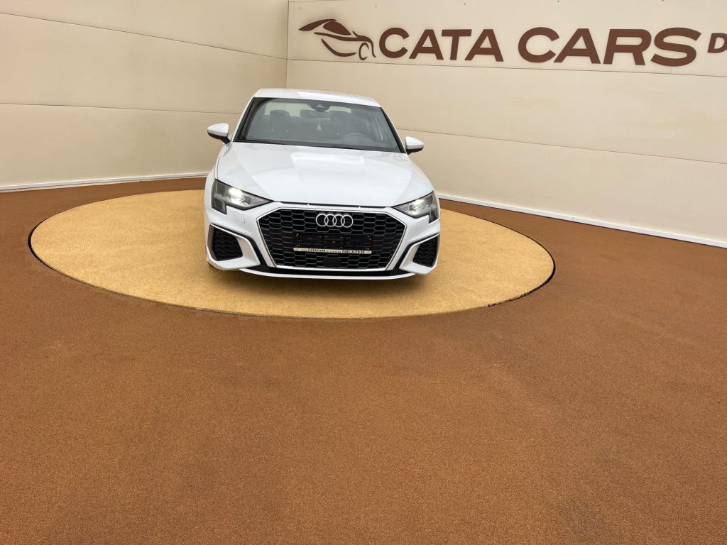 Audi A3, 35TFSI, 150CP, LED, Distronic, Cockpit, CarPlay, PDC
