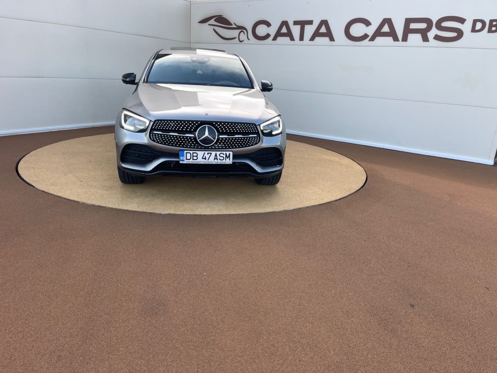Mercedes GLC220, Multibeam, Cockpit, Ventilație, Trapa, Burmester