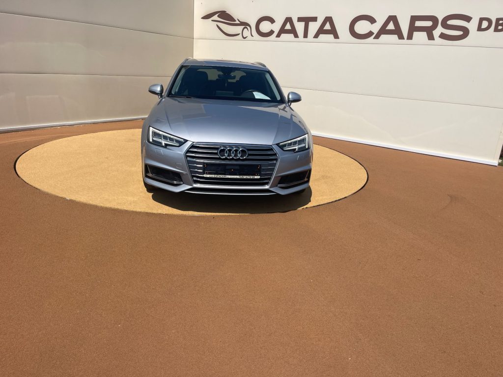 Audi A4 35TDI, 150CP, Matrix, Distronic, Webasto, Piele, Ambientale