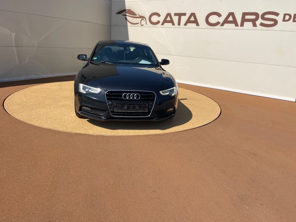 Audi A5 2.0TDI, 177CP, BI-Xenon, Navi, Piele, B&O, Pilot, PDC