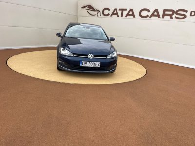 Vw Golf 2.0TDI, 150CP, BI-Xenon, Distronic, Navi, Camera, Keyless