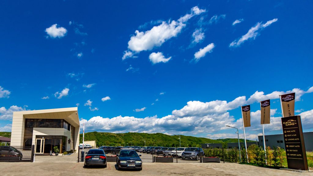 Parcul auto CataCars din Aninoasa, lângă Târgoviște – exterior 7