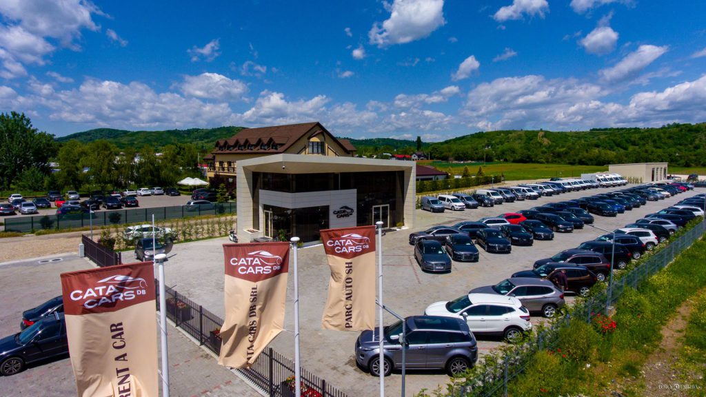 Parcul auto CataCars din Aninoasa, lângă Târgoviște – exterior 1